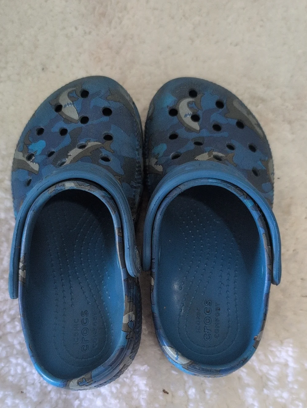 CROCS Kids Blue Camo Classic Clog